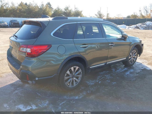 44491993 :رقم المزاد ، 4S4BSATC1K3381420 vin ، 2019 Subaru Outback 2.5i Touring مزاد بيع