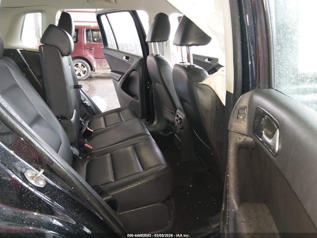 2017 Volkswagen Tiguan 2.0t/2.0t S მანქანა იყიდება აუქციონზე, vin: WVGBV7AX9HK041480, აუქციონის ნომერი: 44492043