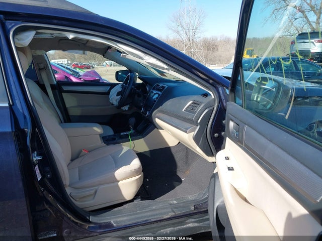 Продаж на аукціоні авто 2018 Subaru Outback 2.5i Premium, vin: 4S4BSADC1J3297059, номер лоту: 44492059