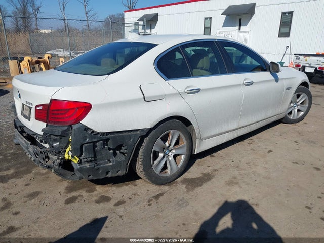 2012 BMW 528I WBAXG5C53CDY28813 Photo 3