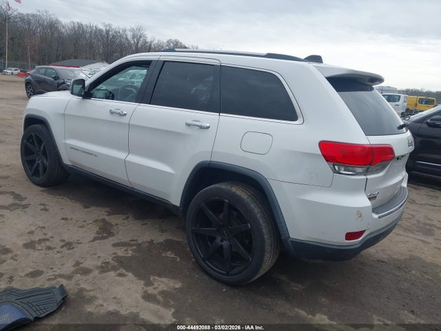 2015 JEEP GRAND CHEROKEE 1C4RJFBG4FC819876 Photo 2