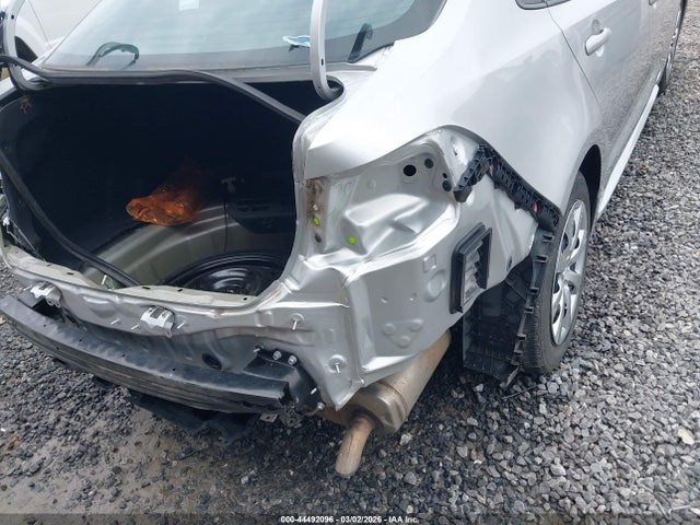 Toyota COROLLA LE 2022 5YFEPMAE5NP350904 Image 19