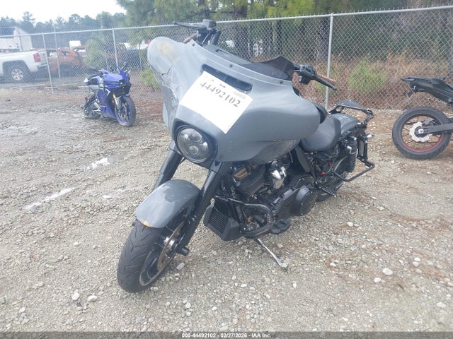 1HD1ABL22NB660190 Harley-Davidson Flhxst