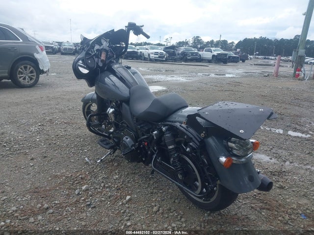 1HD1ABL22NB660190 Harley-Davidson Flhxst