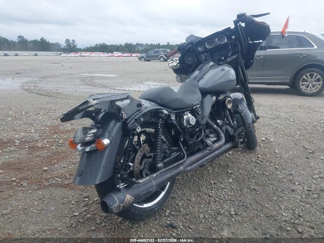 1HD1ABL22NB660190 Harley-Davidson Flhxst