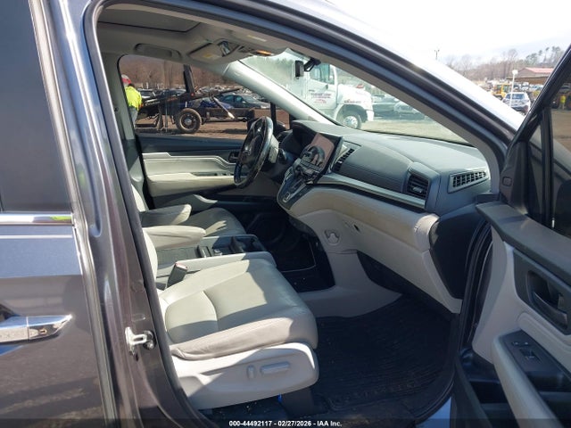 5FNRL6H81JB031689 Honda Odyssey Touring