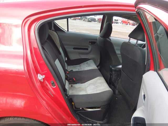 JTDKDTB36E1566980 Toyota Prius C Two