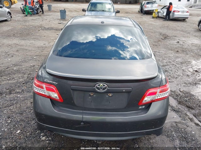 2011 Toyota Camry Se მანქანა იყიდება აუქციონზე, vin: 4T1BF3EKXBU214939, აუქციონის ნომერი: 44492188