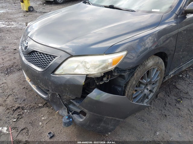 2011 Toyota Camry Se მანქანა იყიდება აუქციონზე, vin: 4T1BF3EKXBU214939, აუქციონის ნომერი: 44492188