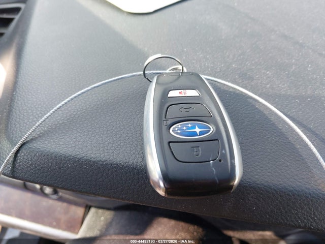 2015 Subaru Outback 2.5i Limited მანქანა იყიდება აუქციონზე, vin: 4S4BSBLC6F3236840, აუქციონის ნომერი: 44492193