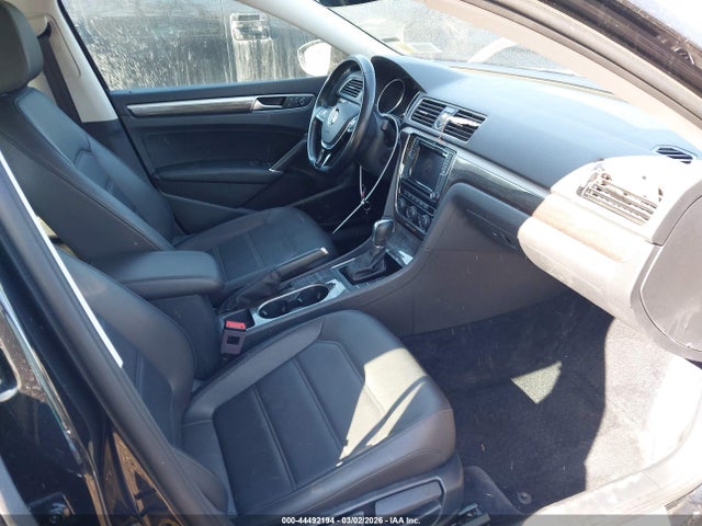 Продажа на аукционе авто 2017 Volkswagen Passat 1.8t Se, vin: 1VWGT7A35HC072522, номер лота: 44492194