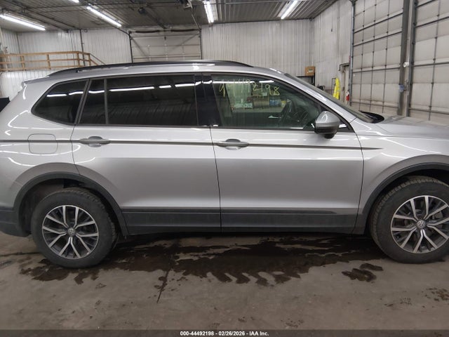 Продажа на аукционе авто 2021 Volkswagen Tiguan 2.0t S, vin: 3VV0B7AX2MM005090, номер лота: 44492198