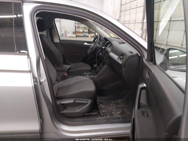 Продажа на аукционе авто 2021 Volkswagen Tiguan 2.0t S, vin: 3VV0B7AX2MM005090, номер лота: 44492198