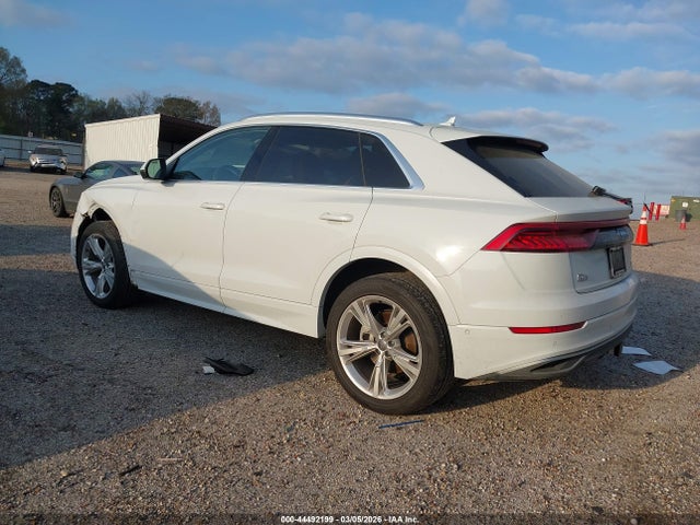 2020 AUDI Q8 WA1CVAF19LD014829 Photo 2