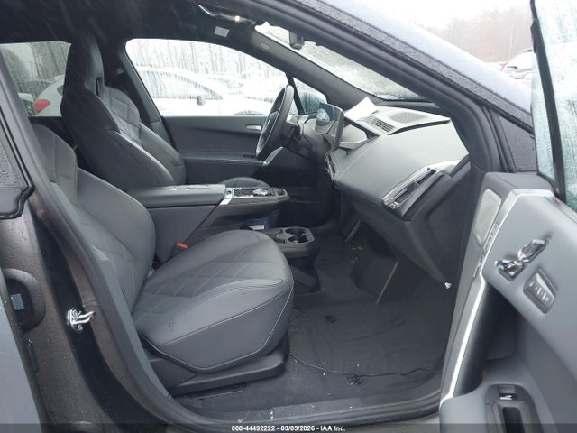 44492222 :رقم المزاد ، WB563CF01TCW08876 vin ، 2026 Bmw Ix M70 مزاد بيع