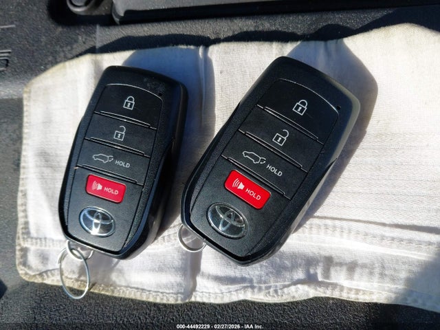 2024 TOYOTA PRIUS PRIME JTDACACU7R3026316 Photo 10