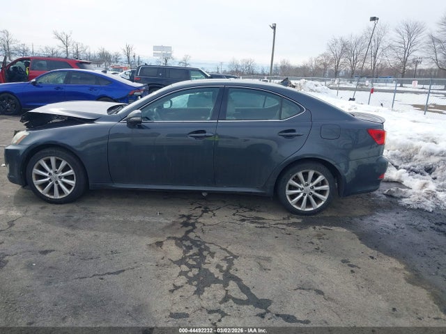 44492232 :رقم المزاد ، JTHCK262992029847 vin ، 2009 Lexus Is 250 مزاد بيع