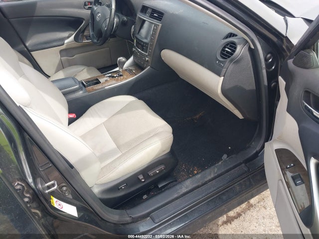 44492232 :رقم المزاد ، JTHCK262992029847 vin ، 2009 Lexus Is 250 مزاد بيع