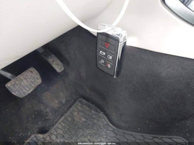 2024 JAGUAR F-PACE SADCT2FU2RA726528 Photo 10