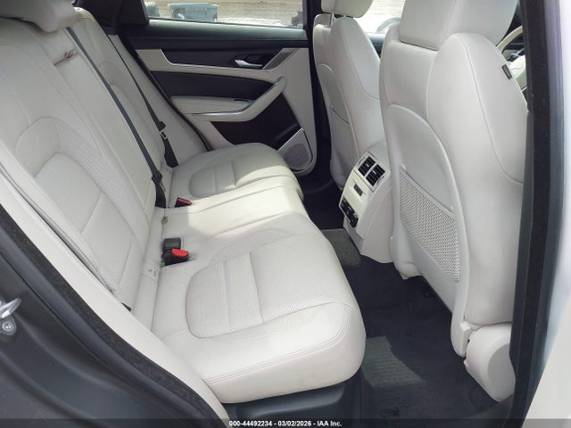 2024 JAGUAR F-PACE SADCT2FU2RA726528 Photo 7