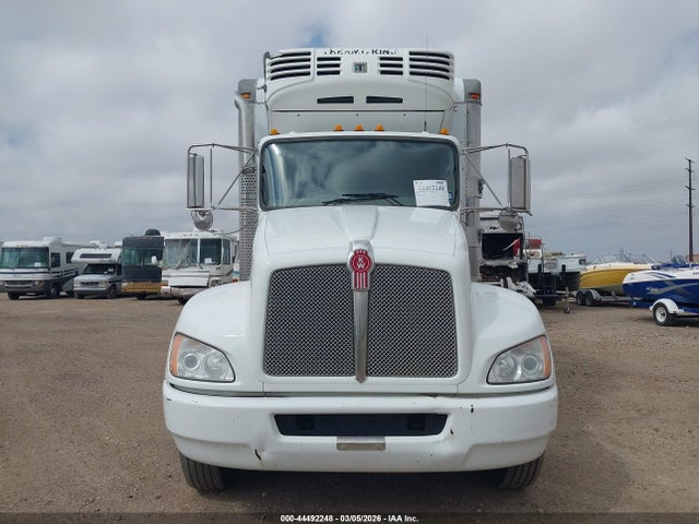 44492248 :رقم المزاد ، 2NKHHJ6X3EM410726 vin ، 2014 Kenworth Construction T270 مزاد بيع