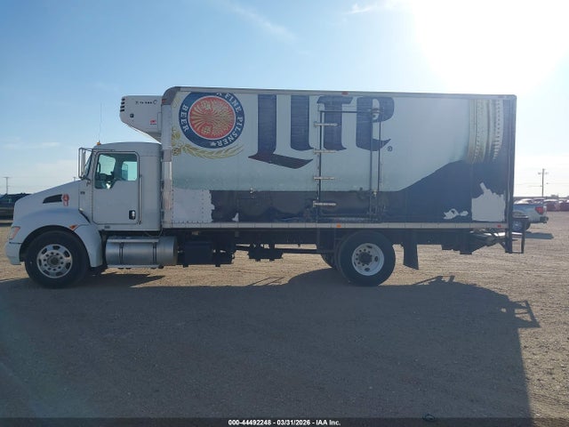 44492248 :رقم المزاد ، 2NKHHJ6X3EM410726 vin ، 2014 Kenworth Construction T270 مزاد بيع
