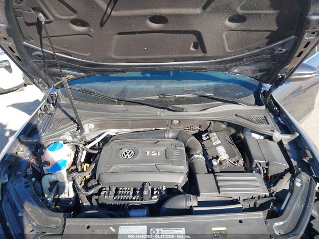 2016 Volkswagen Passat 1.8t S მანქანა იყიდება აუქციონზე, vin: 1VWAS7A39GC010693, აუქციონის ნომერი: 44492251