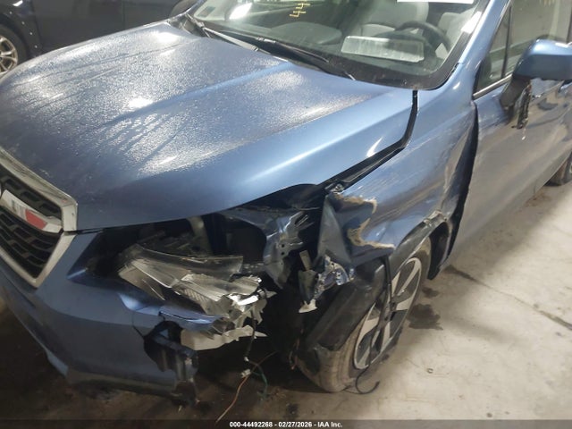 2018 SUBARU FORESTER JF2SJAGC3JH530110 Photo 5