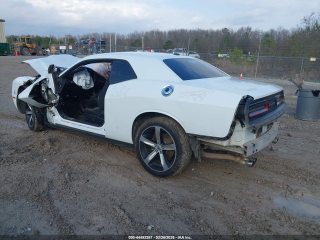 2C3CDZAG4GH200987 Dodge Challenger Sxt