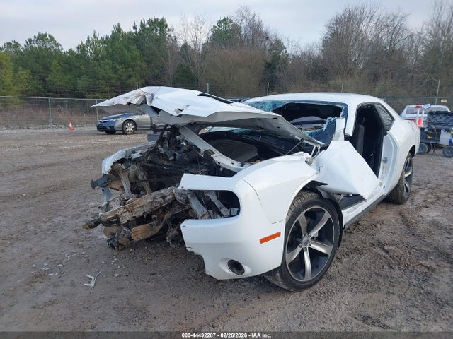 2C3CDZAG4GH200987 Dodge Challenger Sxt
