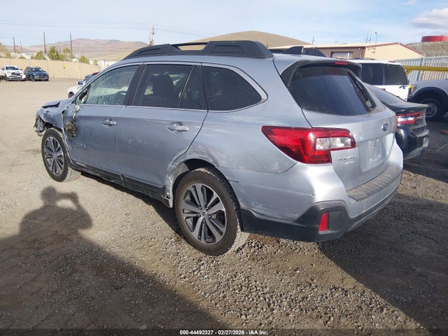 4S4BSAJC8K3279292 Subaru Outback 2.5i Limited