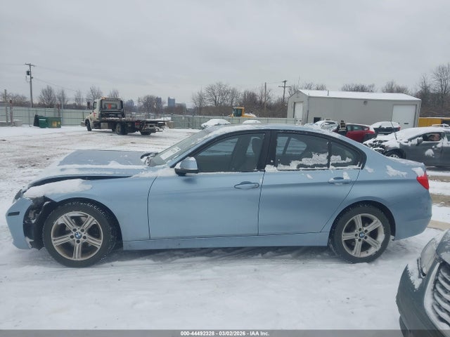 Aukcja sprzedaży 2014 Bmw 320i Xdrive, vin: WBA3C3C57EF987047, numer aukcji: 44492328