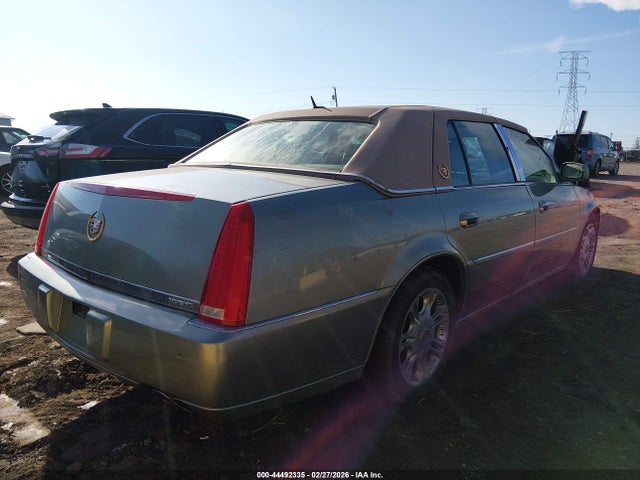 44492335 :رقم المزاد ، 1G6KD57YX6U151910 vin ، 2006 Cadillac Dts Standard مزاد بيع