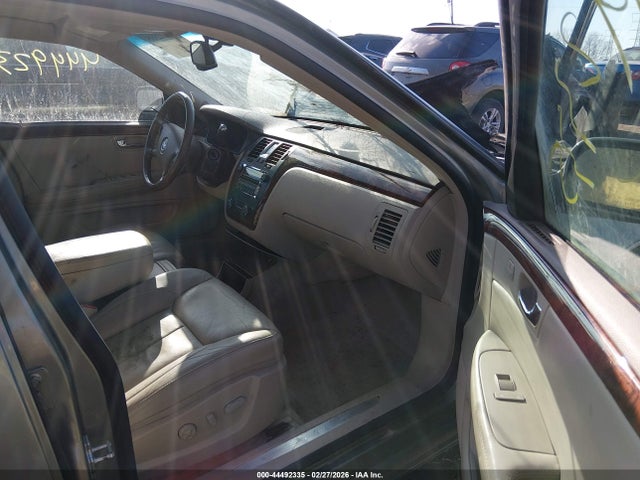 44492335 :رقم المزاد ، 1G6KD57YX6U151910 vin ، 2006 Cadillac Dts Standard مزاد بيع