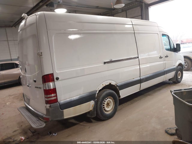 44492341 :رقم المزاد ، WD3PE8CB3C5682014 vin ، 2012 Mercedes-benz Sprinter 2500 High Roof مزاد بيع