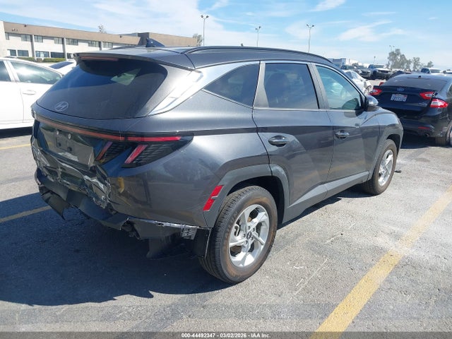 44492347 :رقم المزاد ، 5NMJBCAE1NH080622 vin ، 2022 Hyundai Tucson Sel مزاد بيع