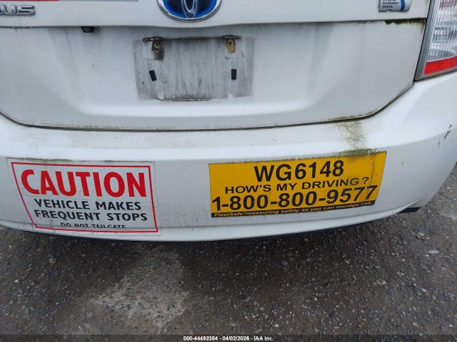 Toyota Prius Three 2014 JTDKN3DU7E0371009 Image 15