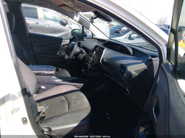 Toyota Prius Two 2018 JTDKBRFU2J3062369 Image 4