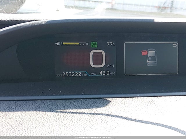 Toyota Prius Two 2018 JTDKBRFU2J3062369 Image 5