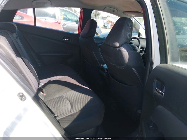 Toyota Prius Two 2018 JTDKBRFU2J3062369 Image 6