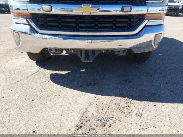 3GCUKRECXJG120551 Chevrolet Silverado 1500 1lt