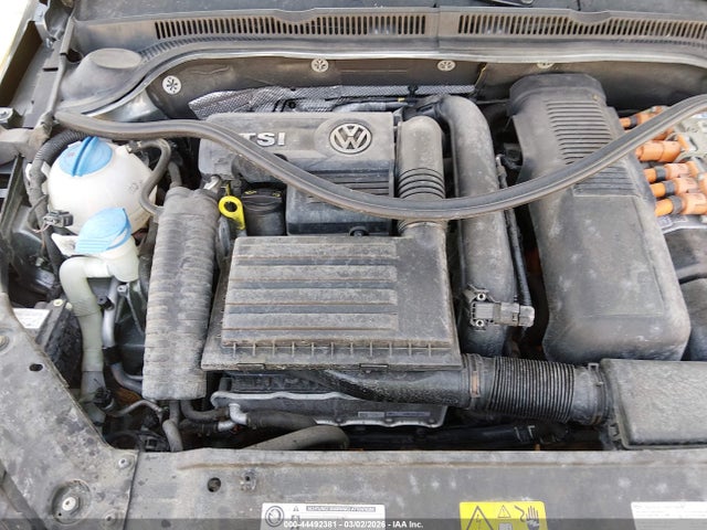 3VW637AJ2EM206973 Volkswagen Jetta Hybrid Sel Premium