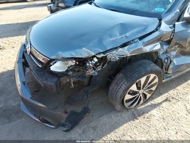 3VW637AJ2EM206973 Volkswagen Jetta Hybrid Sel Premium