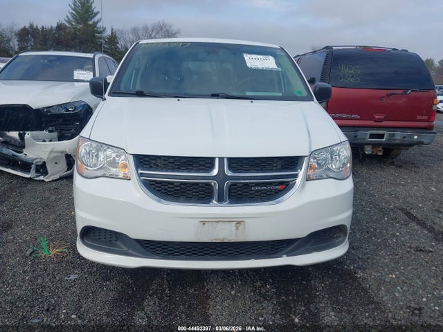 44492397 :رقم المزاد ، 2C4RDGBG2KR675520 vin ، 2019 Dodge Grand Caravan Se مزاد بيع