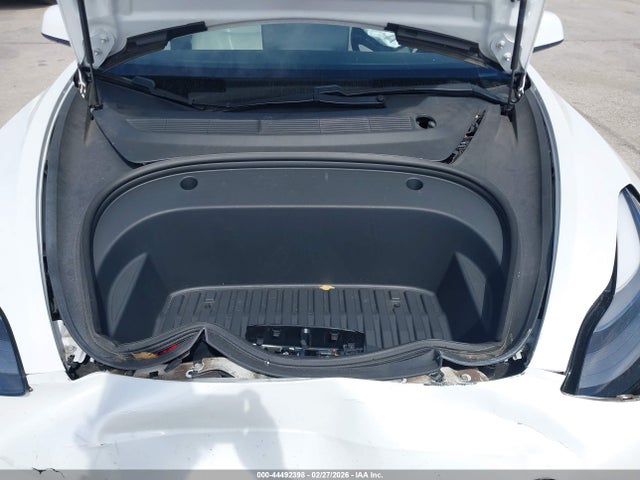 Продаж на аукціоні авто 2021 Tesla Model 3 Long Range Dual Motor All-wheel Drive, vin: 5YJ3E1EB2MF925028, номер лоту: 44492398