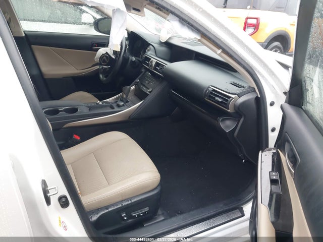 2017 LEXUS IS 300 JTHCM1D28H5015961 Photo 4