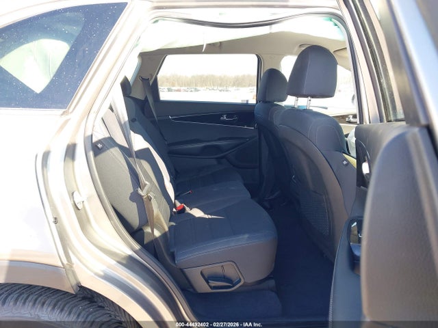 Продаж на аукціоні авто 2019 Kia Sorento 2.4l Lx, vin: 5XYPG4A32KG542675, номер лоту: 44492402