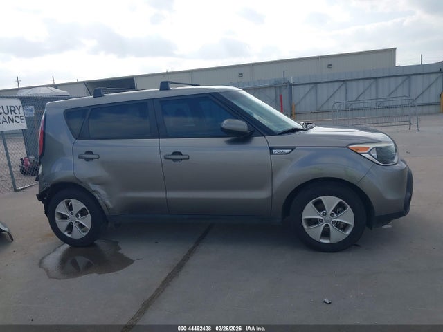 KNDJN2A2XG7317173 KIA Soul