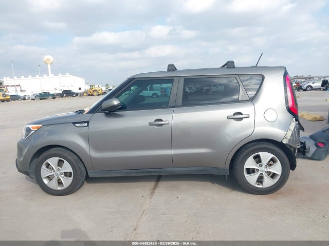 KNDJN2A2XG7317173 KIA Soul