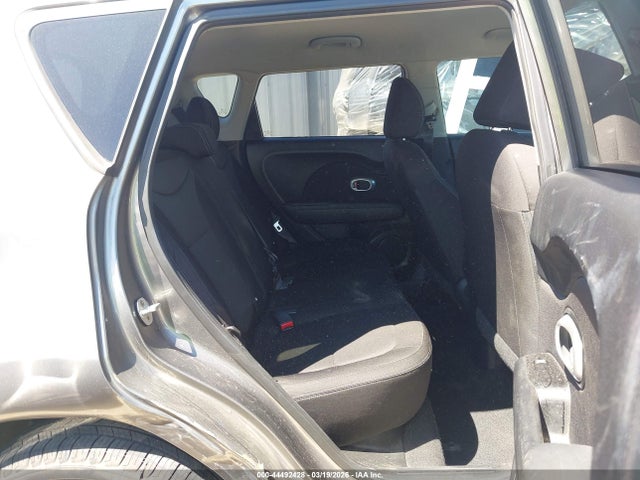 KNDJN2A2XG7317173 KIA Soul
